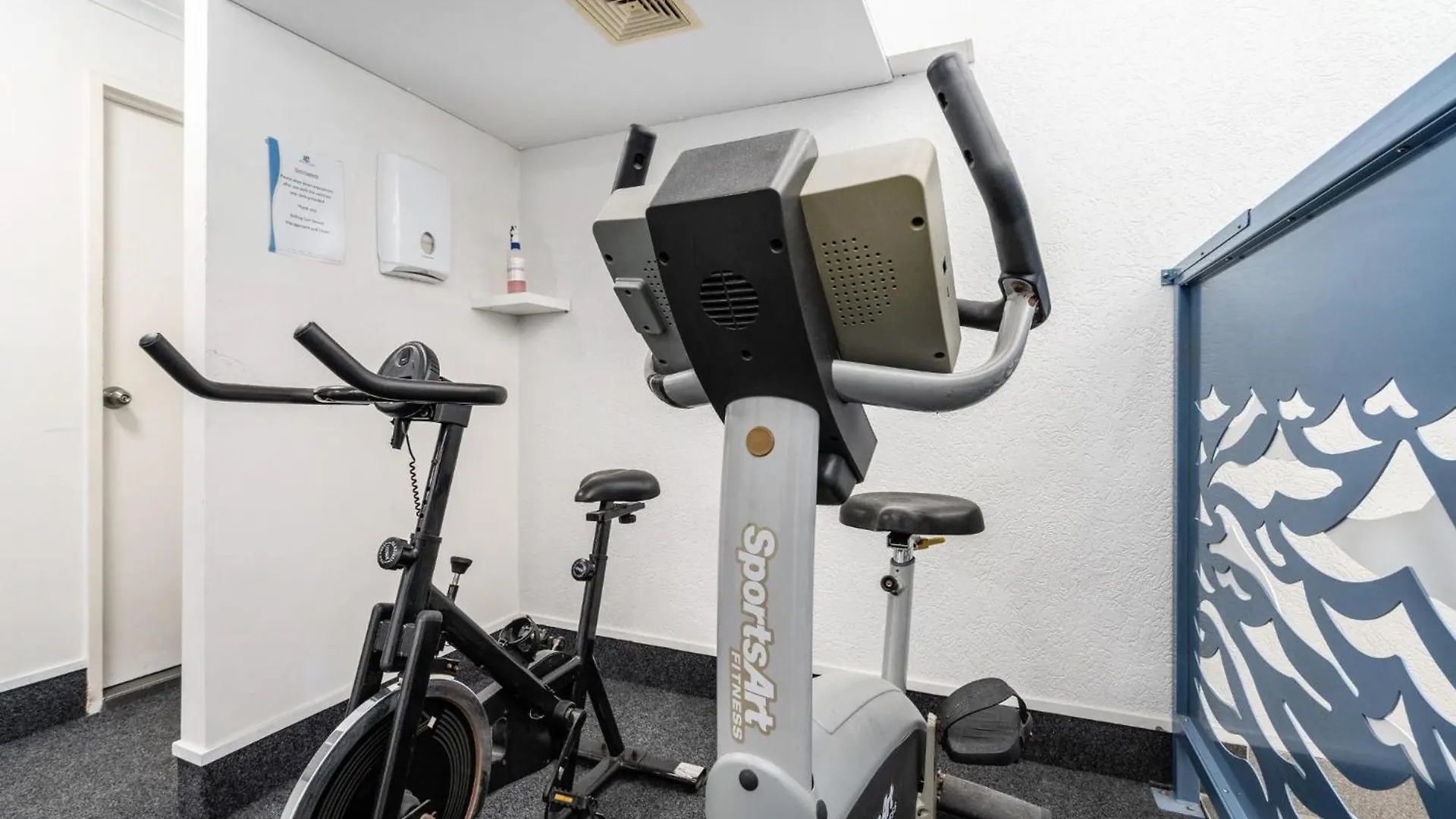 Rolling Surf Resort Caloundra