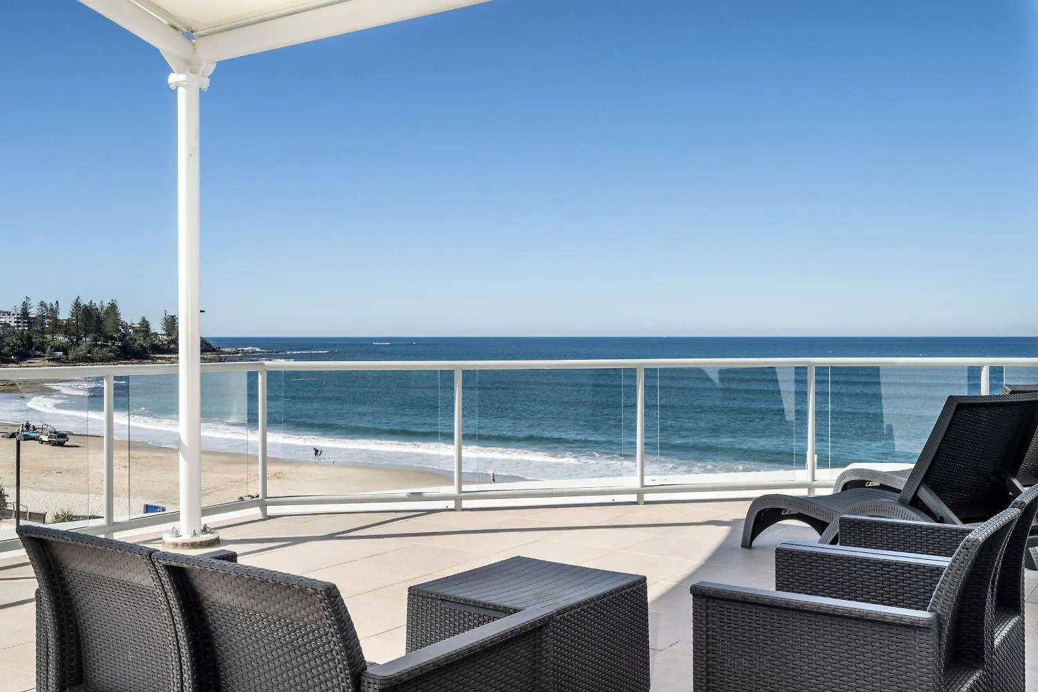 Rolling Surf Resort Caloundra