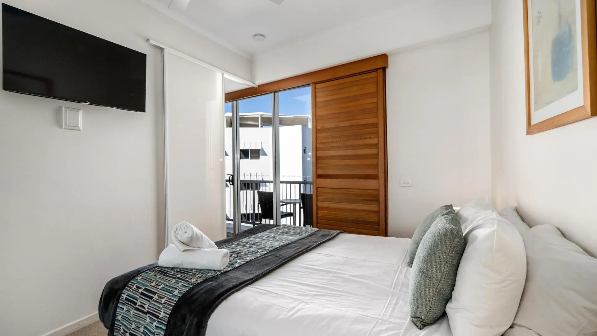 Rolling Surf Resort Caloundra 4*,  Australia