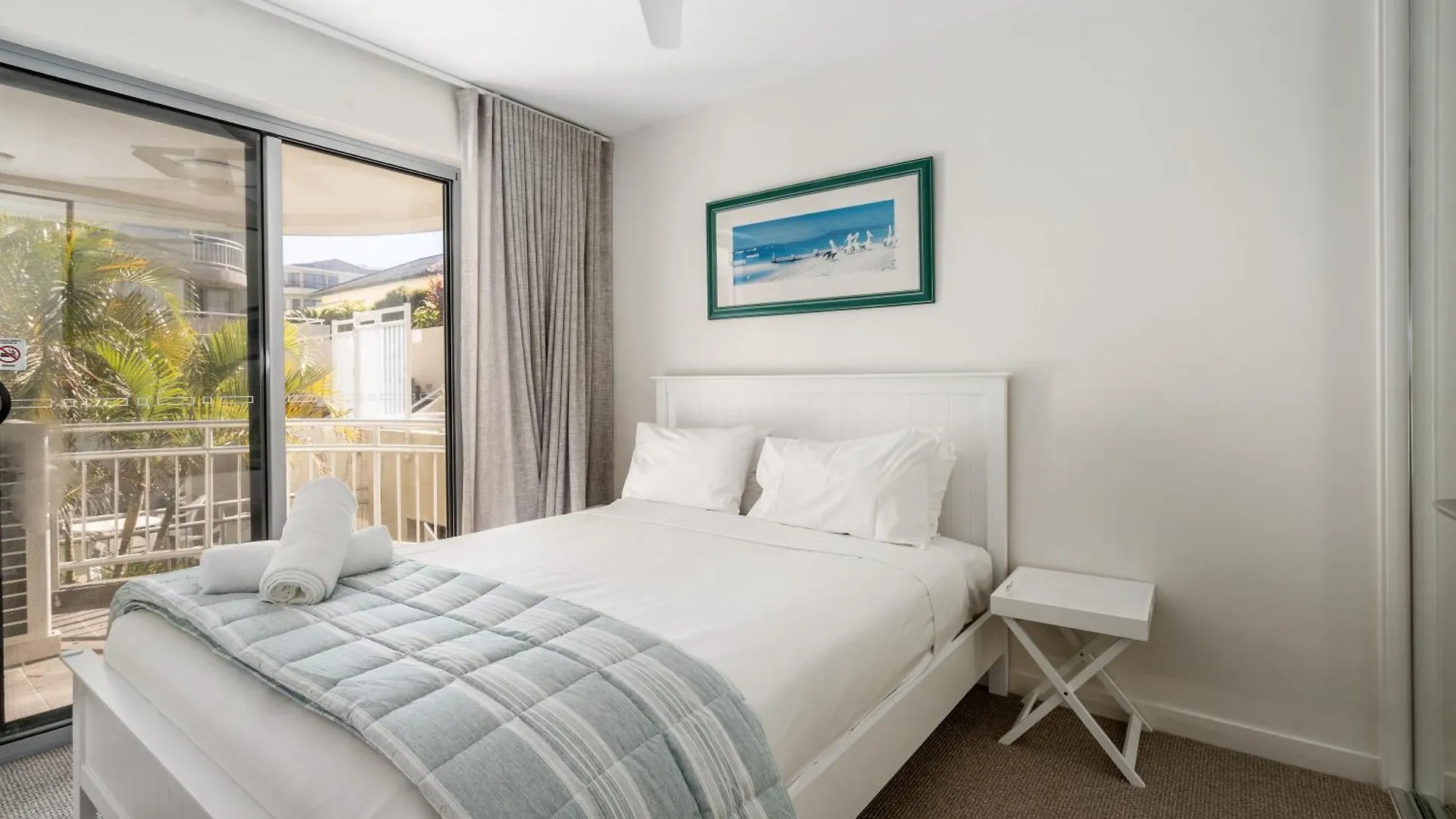 Rolling Surf Resort Caloundra