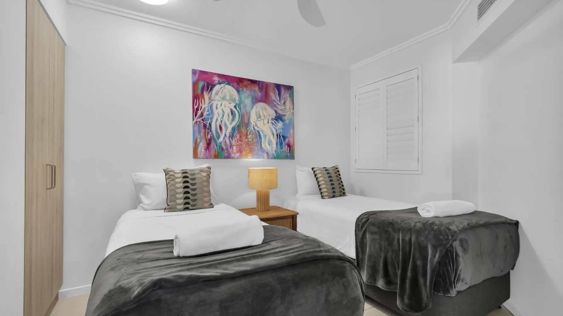 Rolling Surf Resort Caloundra