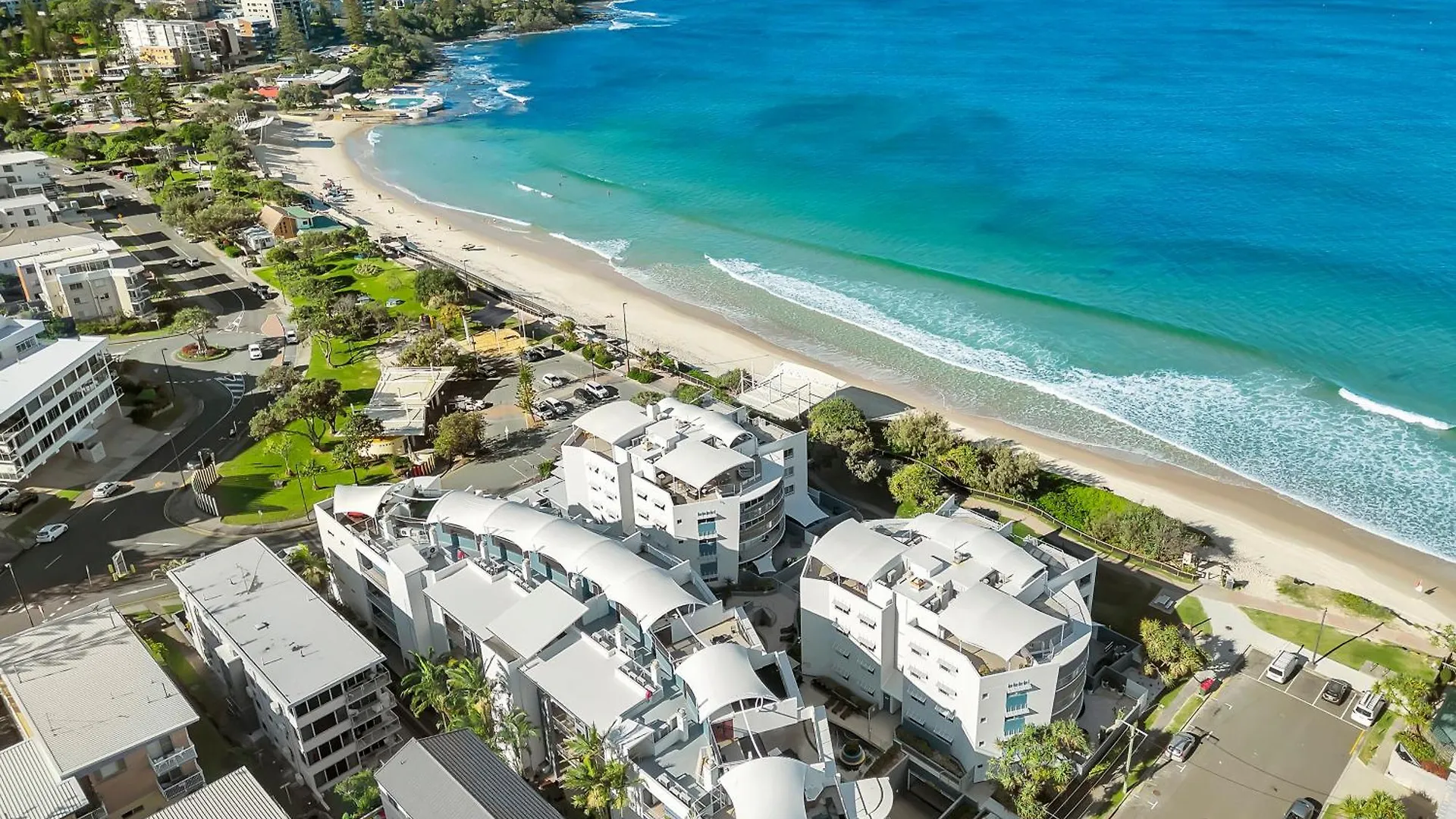 Rolling Surf Resort Caloundra
