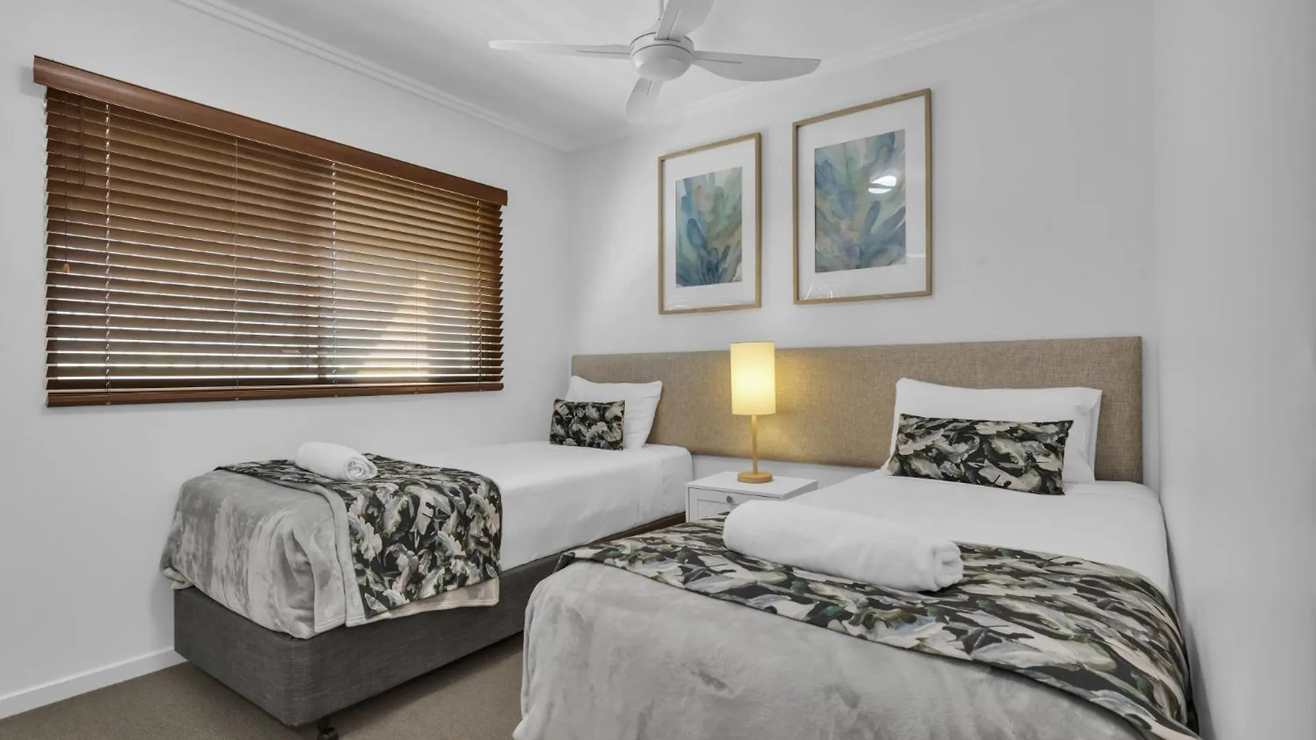 Rolling Surf Resort Caloundra