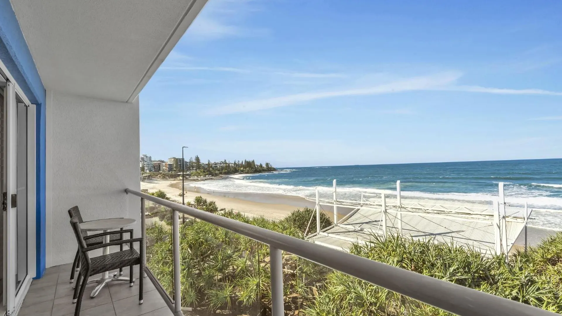 Rolling Surf Resort Caloundra